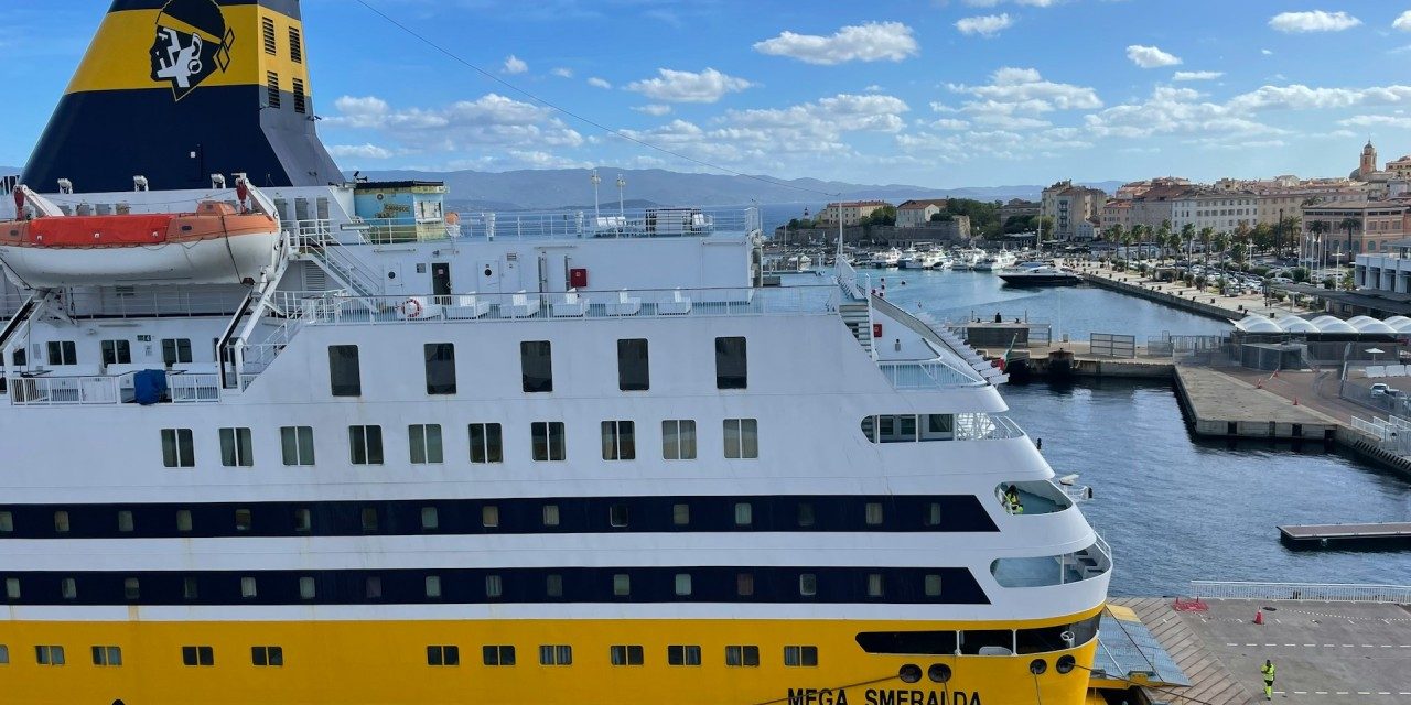 Comment aller en Corse pas cher ? Le guide complet des transports